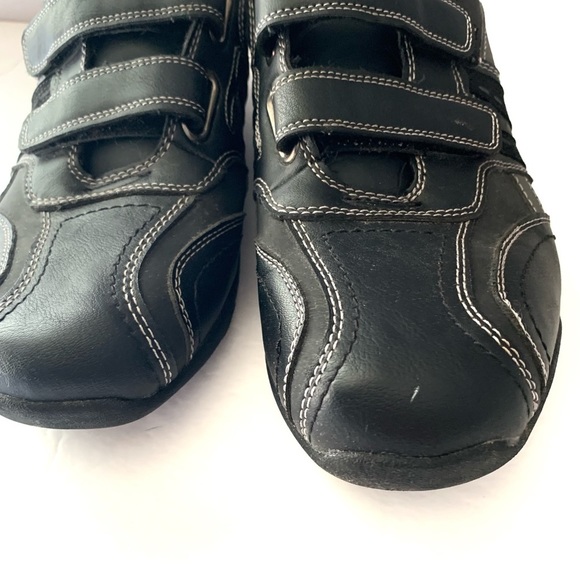 Mountain Ridge Men's Size 9  Black Velcro Shoes - Picture 4 of 7